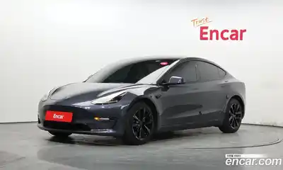 Tesla Model 3, 2022