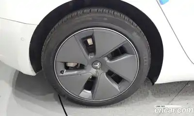 Tesla Model 3 2022 0.2 гидро в Москве № 1548639, миниатюра 5