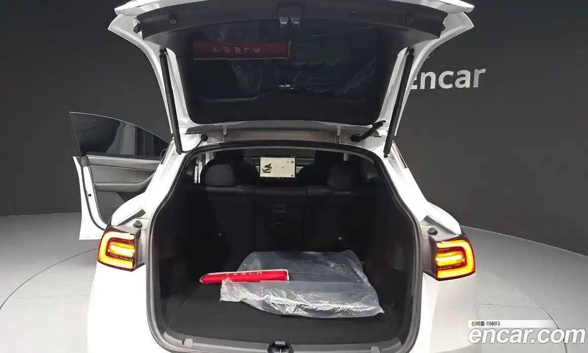 Tesla Model Y 2022 0.2 гидро в Москве № 1548674, фото 20