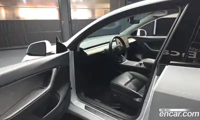 Tesla Model Y 2022 0.2 гидро в Москве № 1548674, миниатюра 10