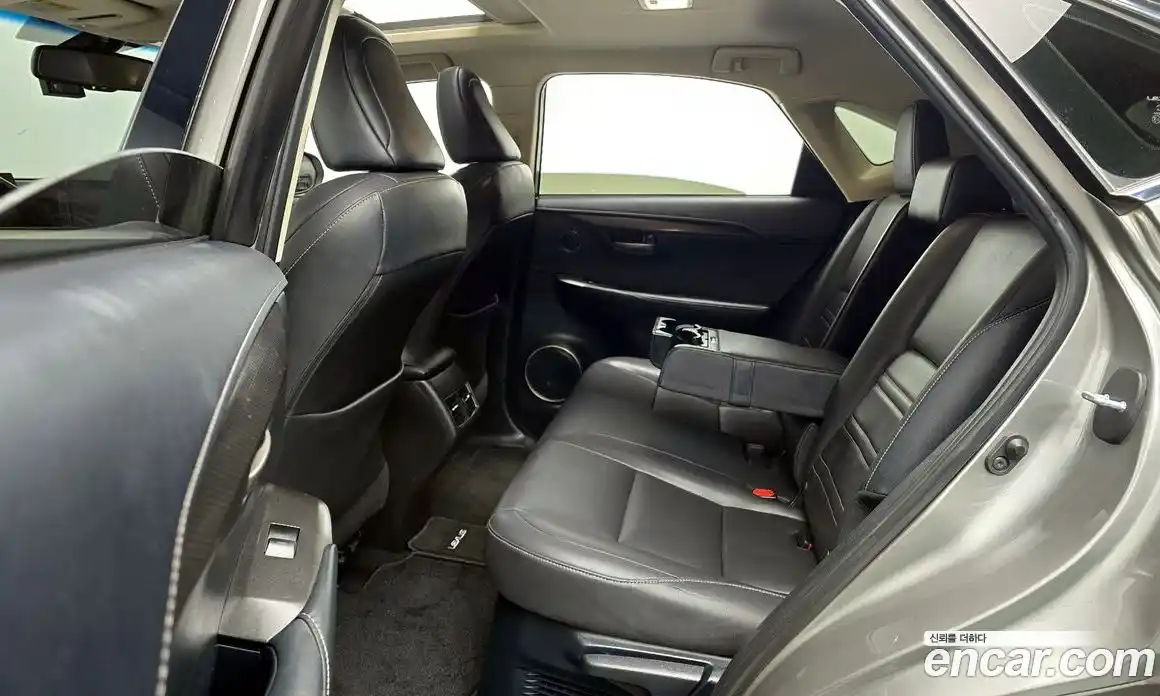 Lexus NX 2015 2.5 гидро в Москве № 1548890, фото 12