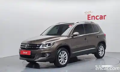 Volkswagen Tiguan, 2015