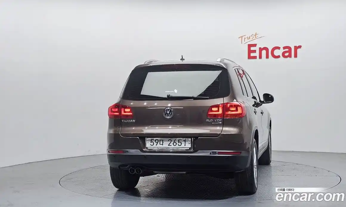 Volkswagen Tiguan 2015 2.0 гидро в Москве № 1549118, фото 4