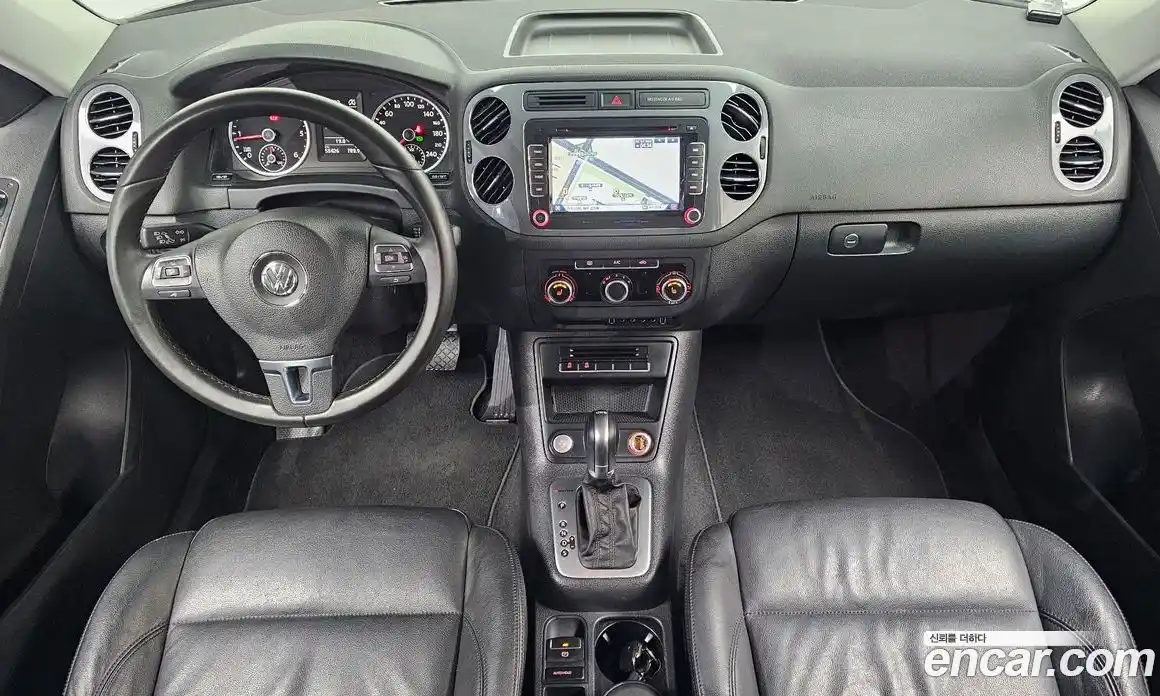 Volkswagen Tiguan 2015 2.0 гидро в Москве № 1549118, фото 7
