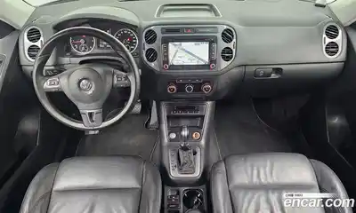 Volkswagen Tiguan 2015 2.0 гидро в Москве № 1549118, миниатюра 7