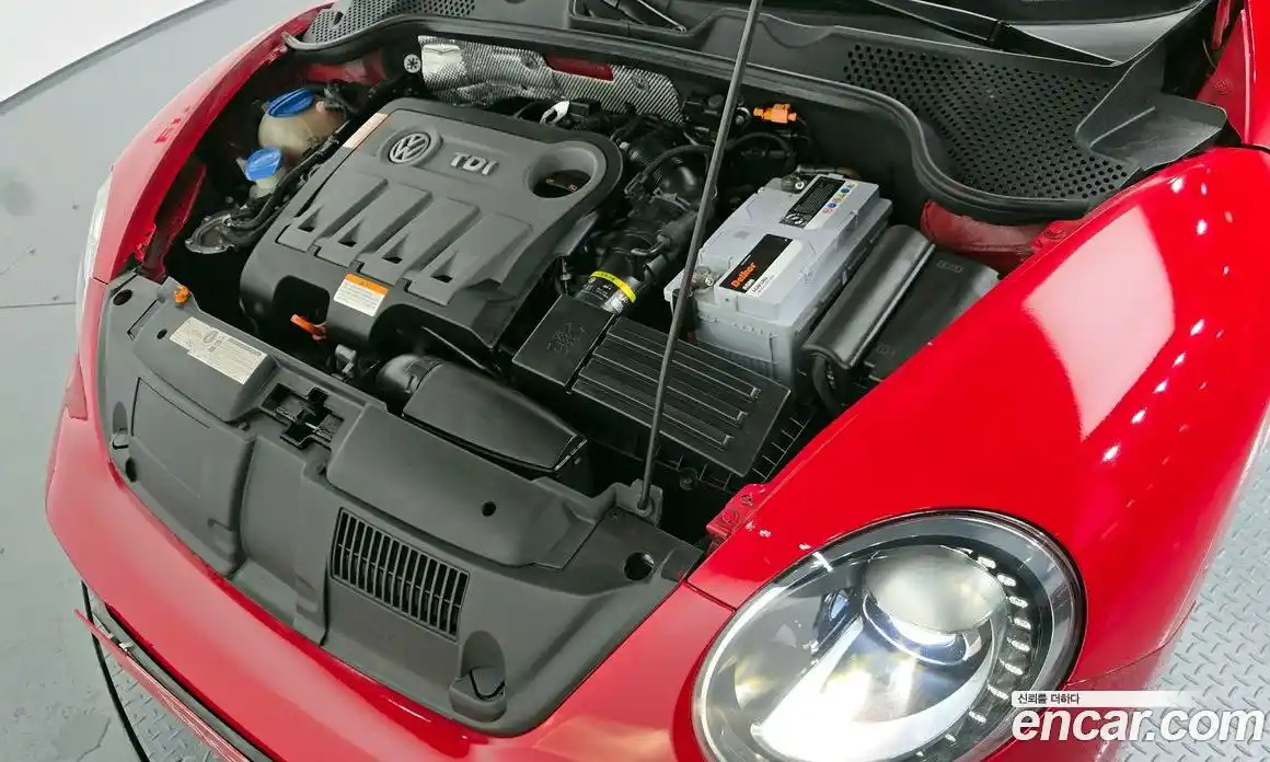 Volkswagen Beatle 2013 2.0 гидро в Москве № 1549287, фото 6