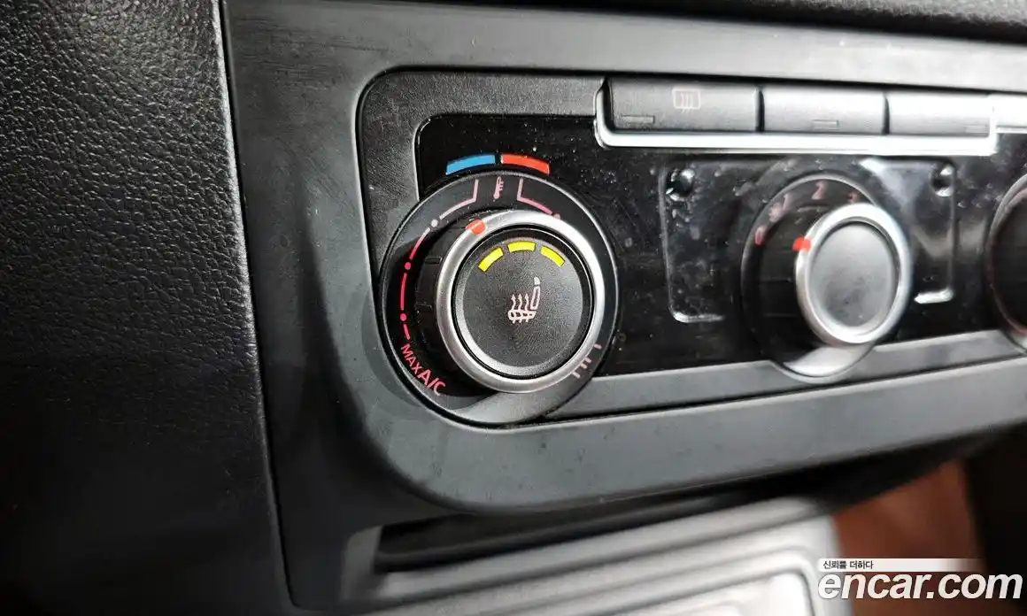 Volkswagen Tiguan 2014 2.0 гидро в Москве № 1549451, фото 15