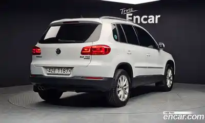 Volkswagen Tiguan 2014 2.0 гидро в Москве № 1549451, миниатюра 2