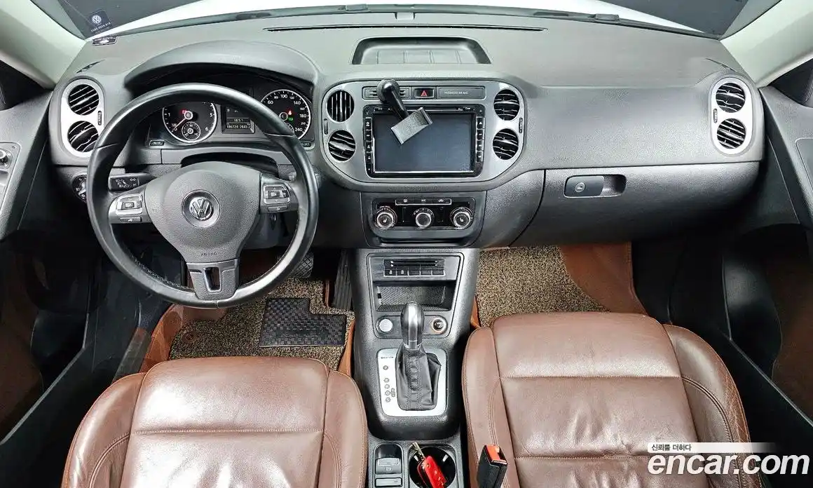 Volkswagen Tiguan 2014 2.0 гидро в Москве № 1549451, фото 7
