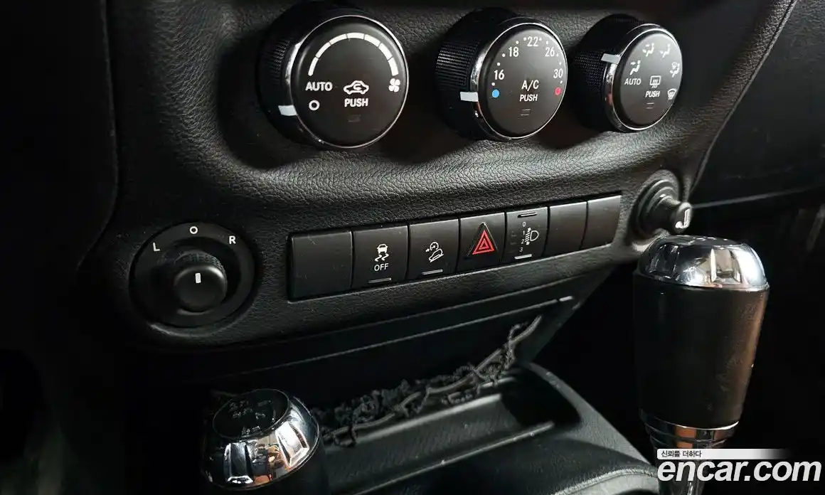 Jeep Wrangler 2014 3.6 гидро в Москве № 1549870, фото 17