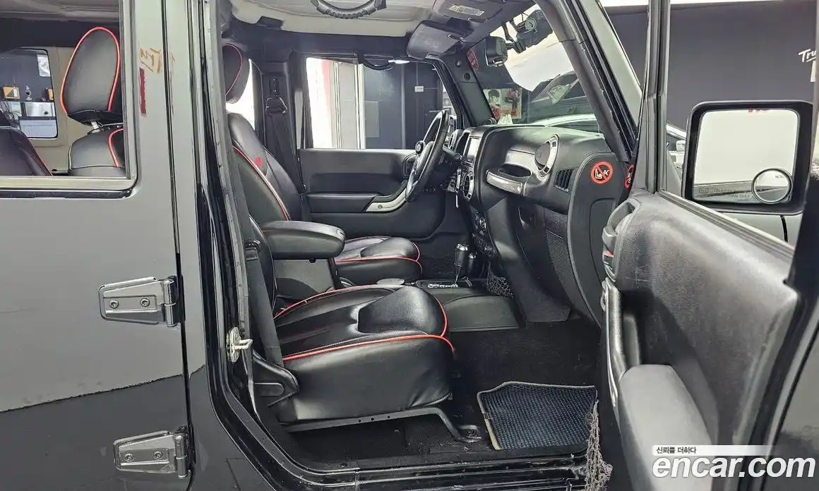 Jeep Wrangler 2013 2.8 гидро в Москве № 1549897, фото 11