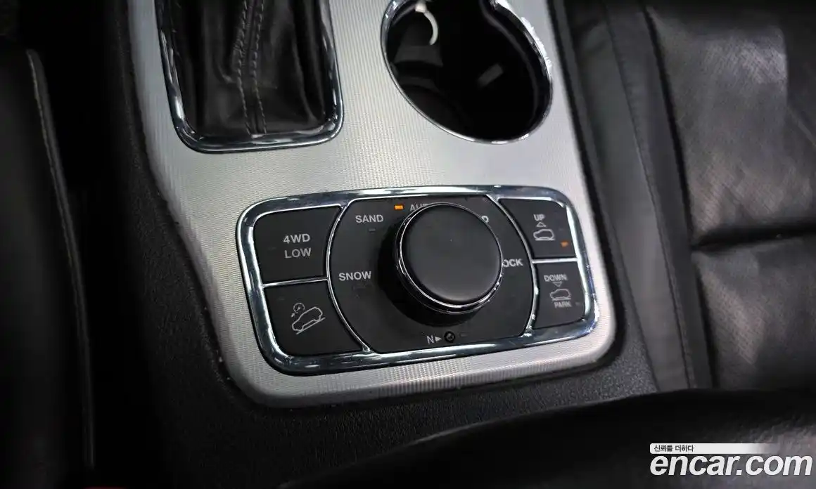 Jeep Cherokee 2019 3.6 гидро в Москве № 1549942, фото 19