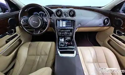 Jaguar XJ 2015 3.0 гидро в Москве № 1550935, миниатюра 7