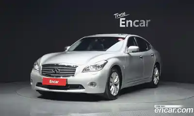 Infiniti M Exclusive Y51