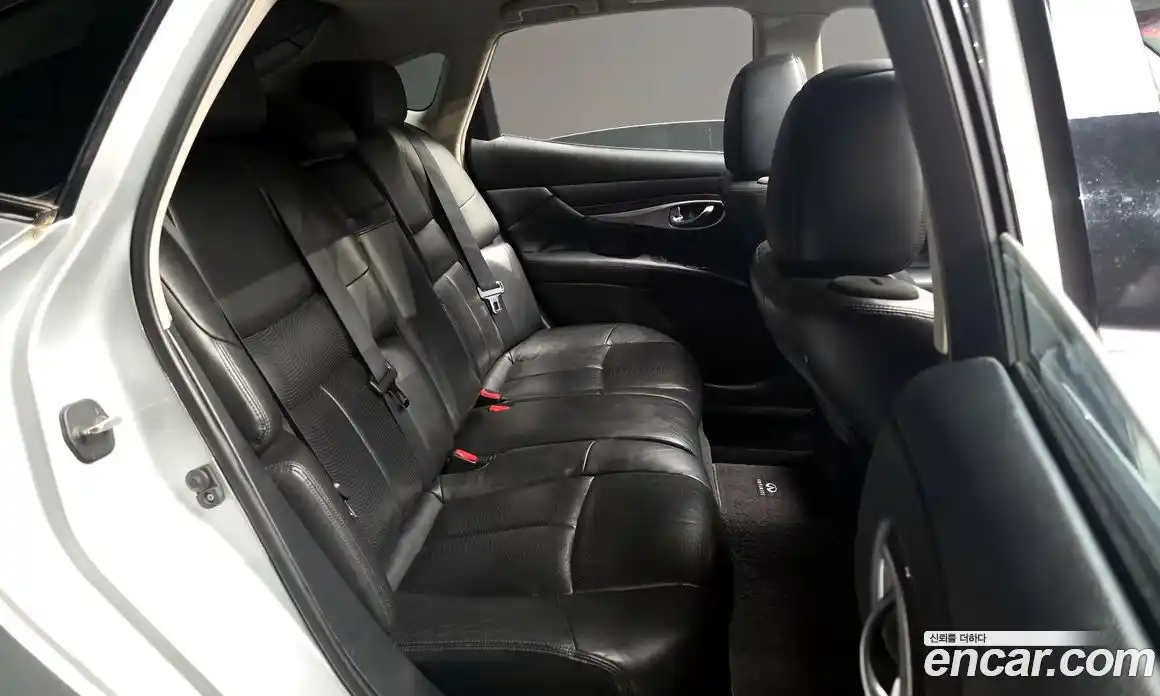 Infiniti M 2010 3.7 гидро в Москве № 1551046, фото 11