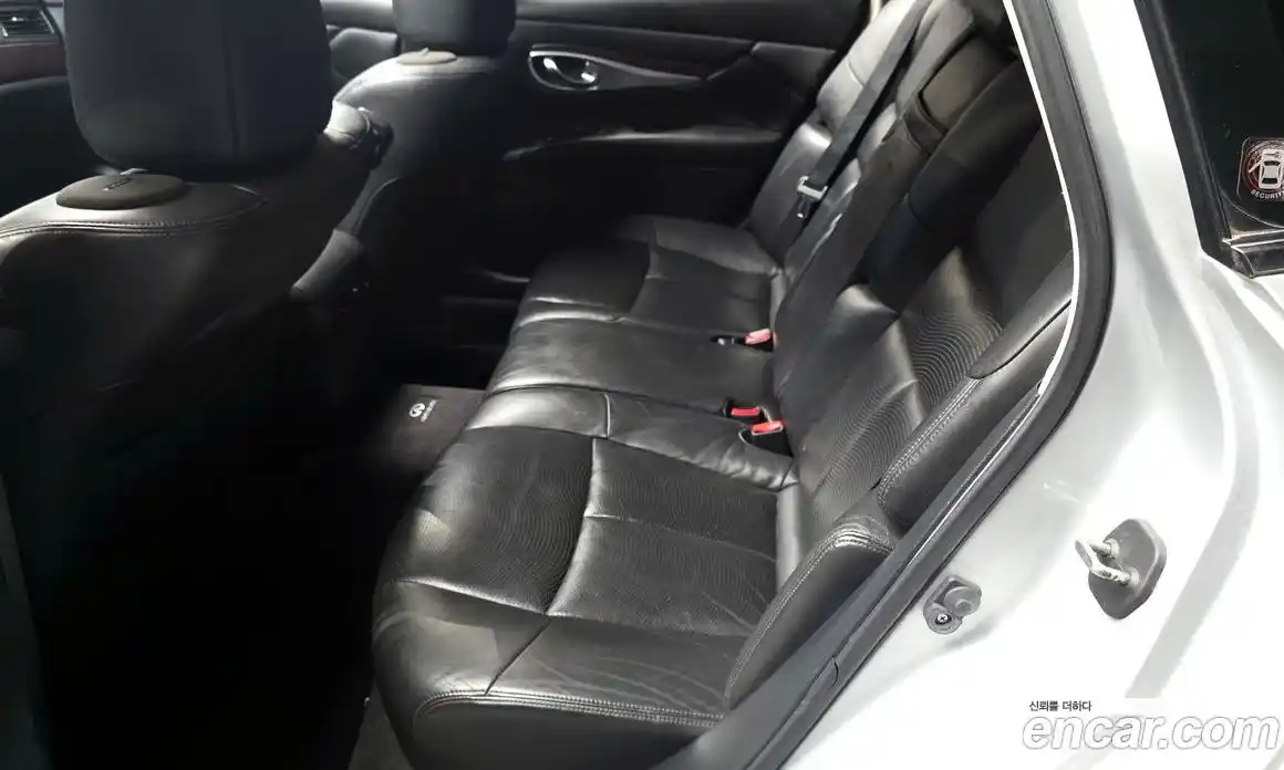 Infiniti M 2010 3.7 гидро в Москве № 1551046, фото 12