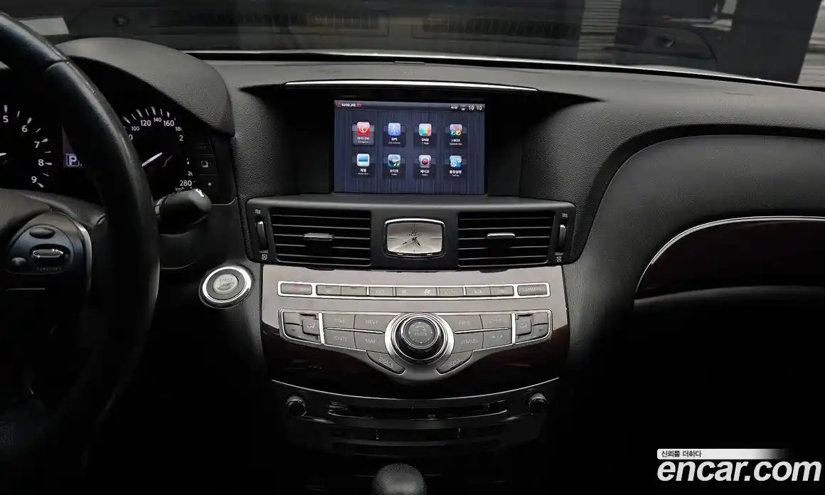 Infiniti M 2010 3.7 гидро в Москве № 1551046, фото 15