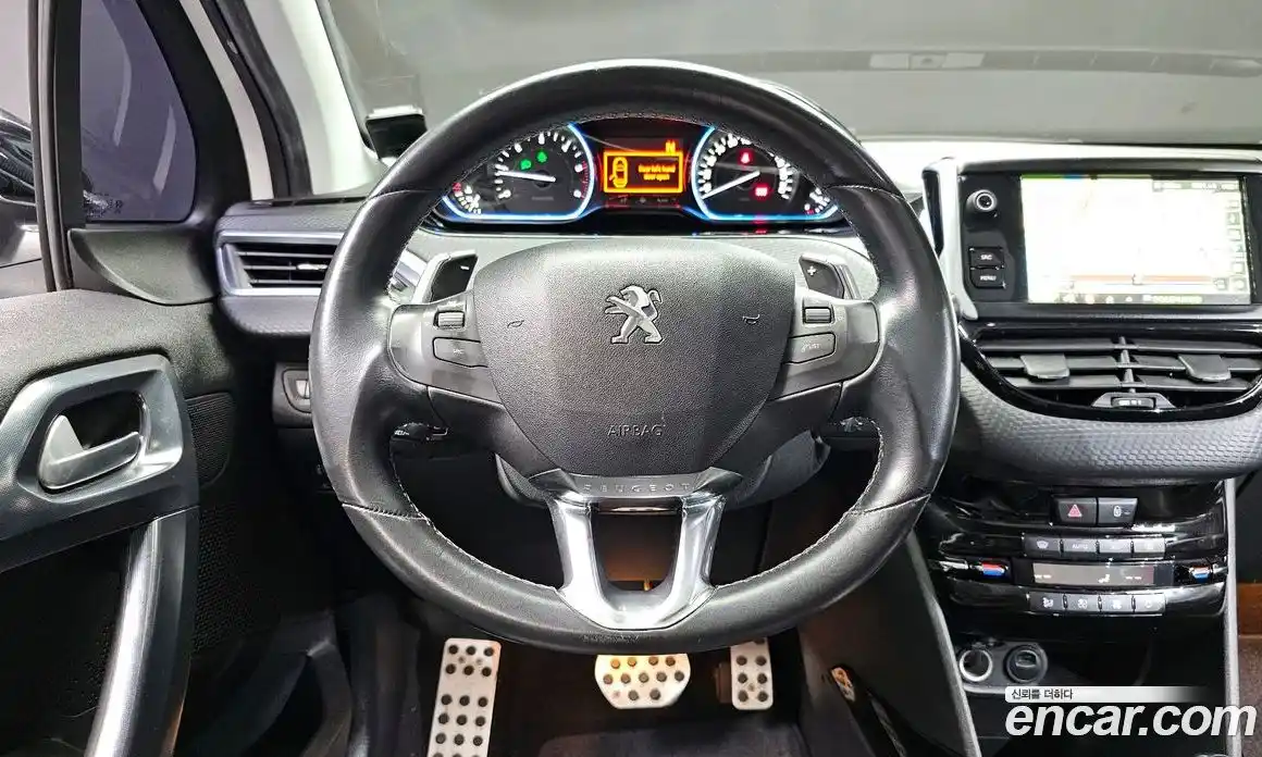 Peugeot 2008 2016 1.6 гидро в Москве № 1551184, фото 12