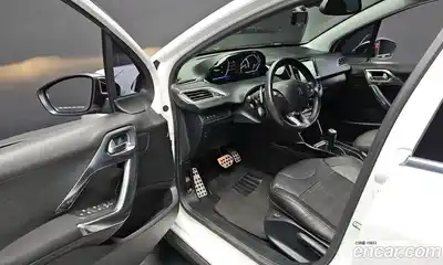 Peugeot 2008 2016 1.6 гидро в Москве № 1551184, миниатюра 10