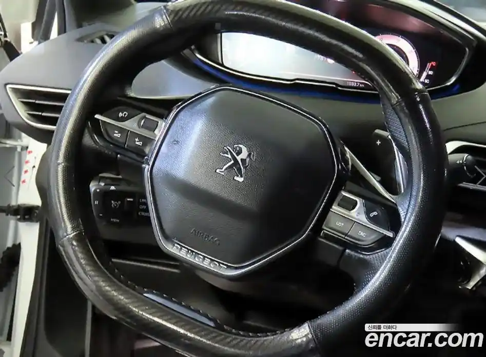 Peugeot 5008 2022 1.5 гидро в Москве № 1551213, фото 8