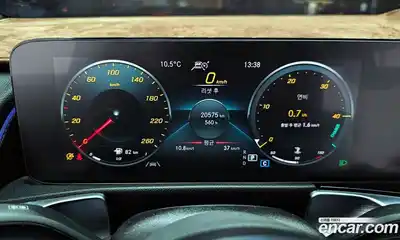 Mercedes-Benz GLB-Class 2021 2.0 гидро в Москве № 204455, миниатюра 8