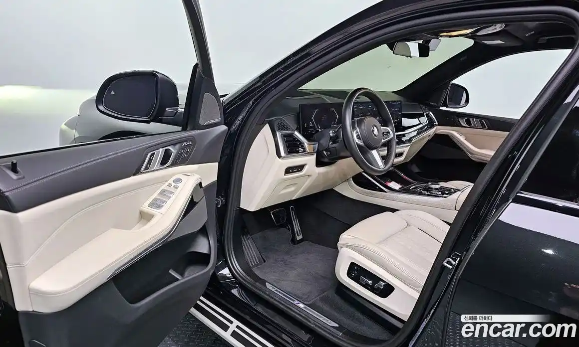BMW X7 2024 3.0 гидро в Москве № 227950, фото 11