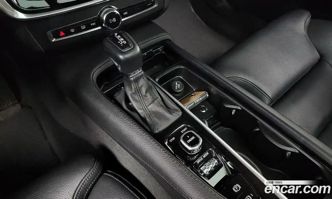 Volvo V90 2017 2.0 гидро в Москве № 230549, фото 9