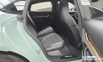 Porsche Taycan 2024 0.1 гидро в Москве № 230924, миниатюра 12