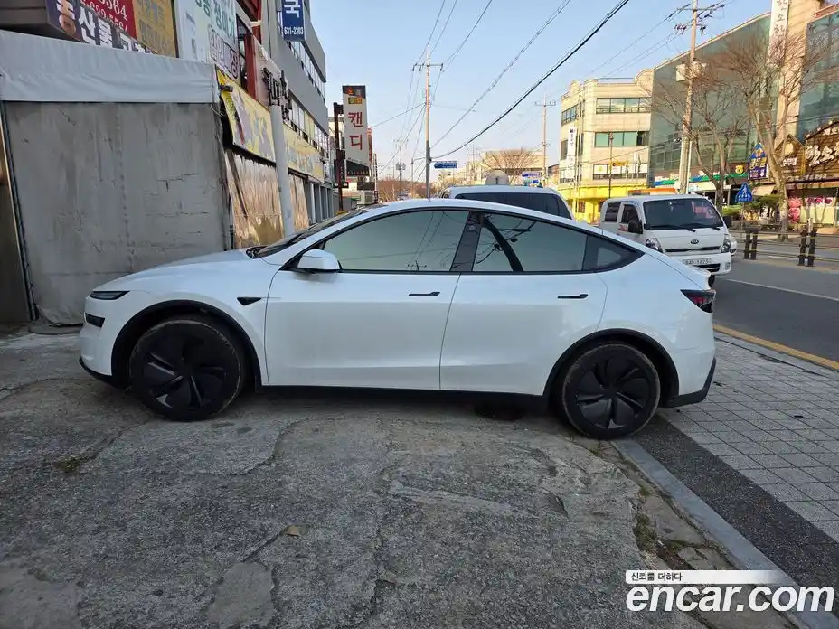 Tesla Model Y 2025 гидро в Москве № 499471, фото 5