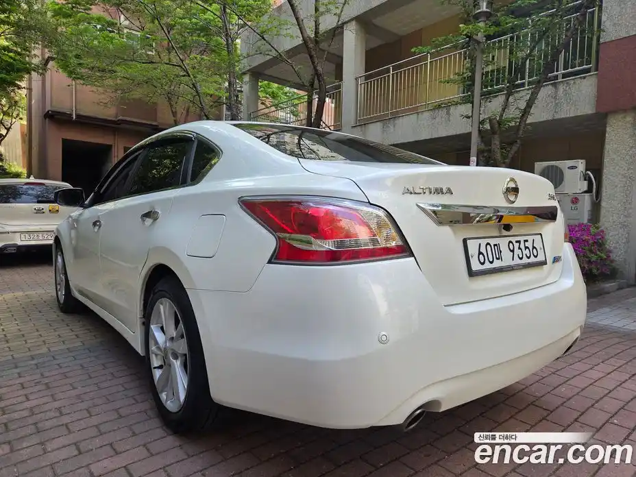 Nissan Altima 2014 2.5 гидро в Москве № 863588, фото 8