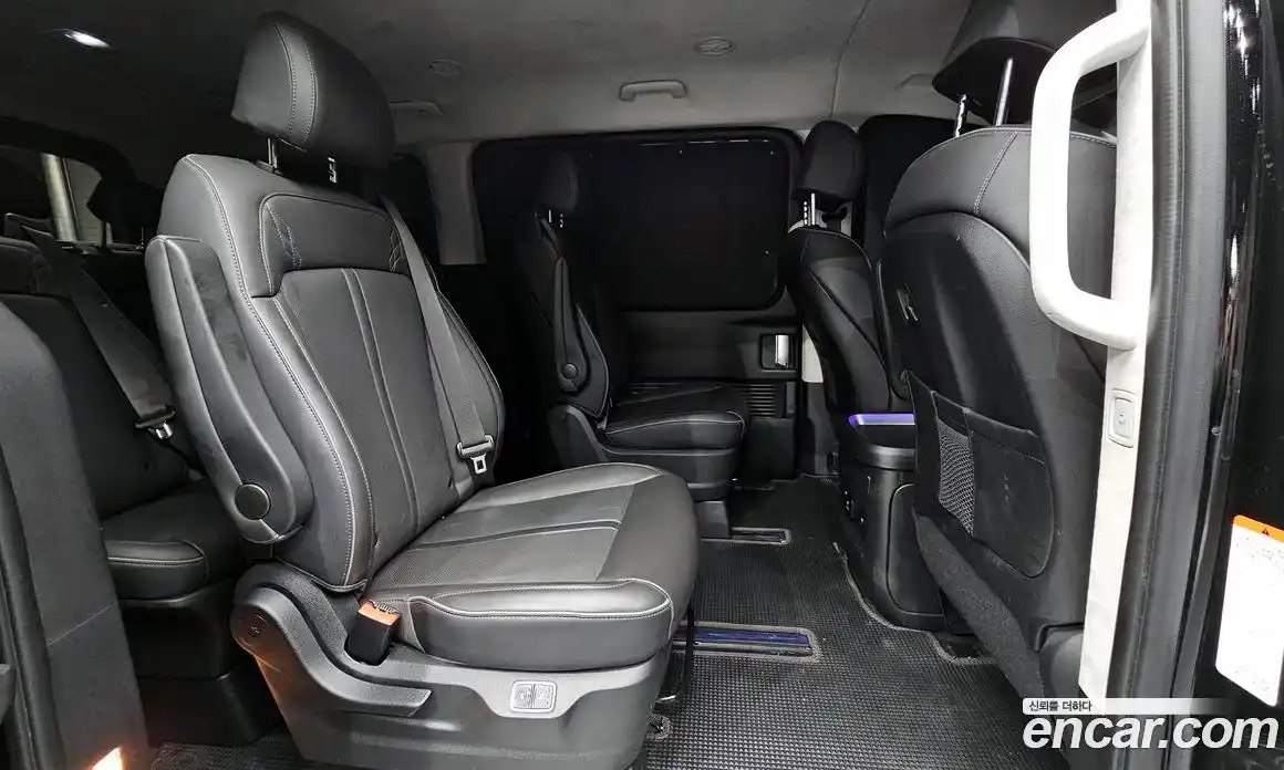 Hyundai Staria 2024 2.2 гидро в Москве № 108384, фото 11