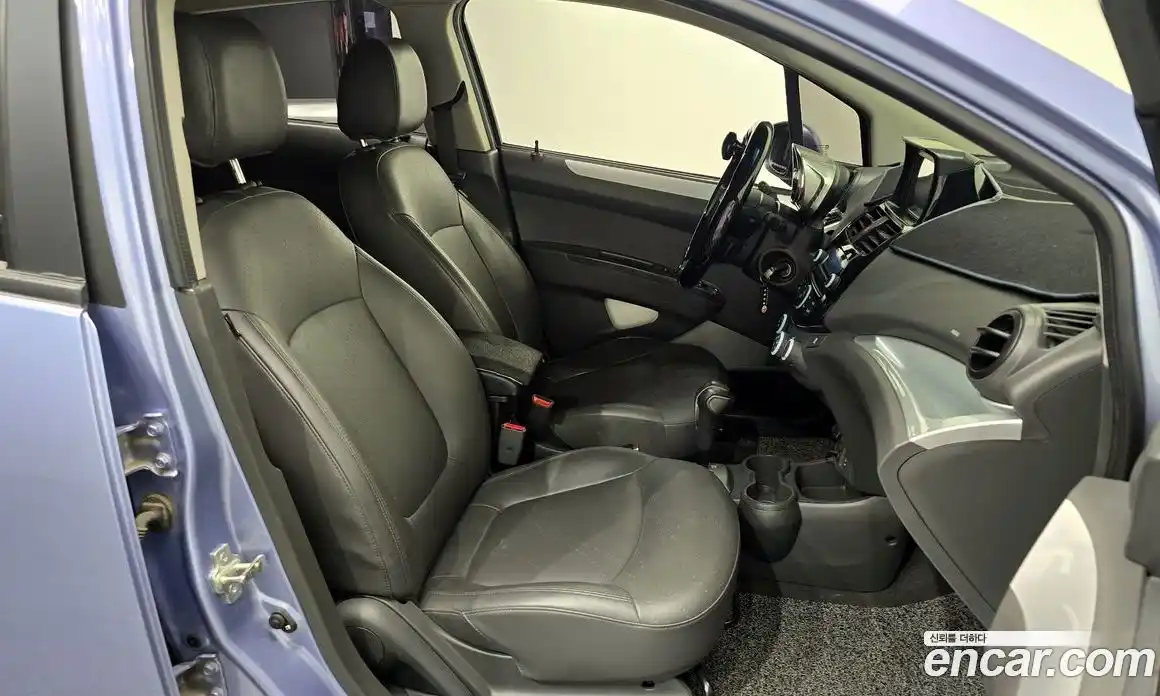 Chevrolet Spark 2015 1.0 гидро в Москве № 1235328, фото 12
