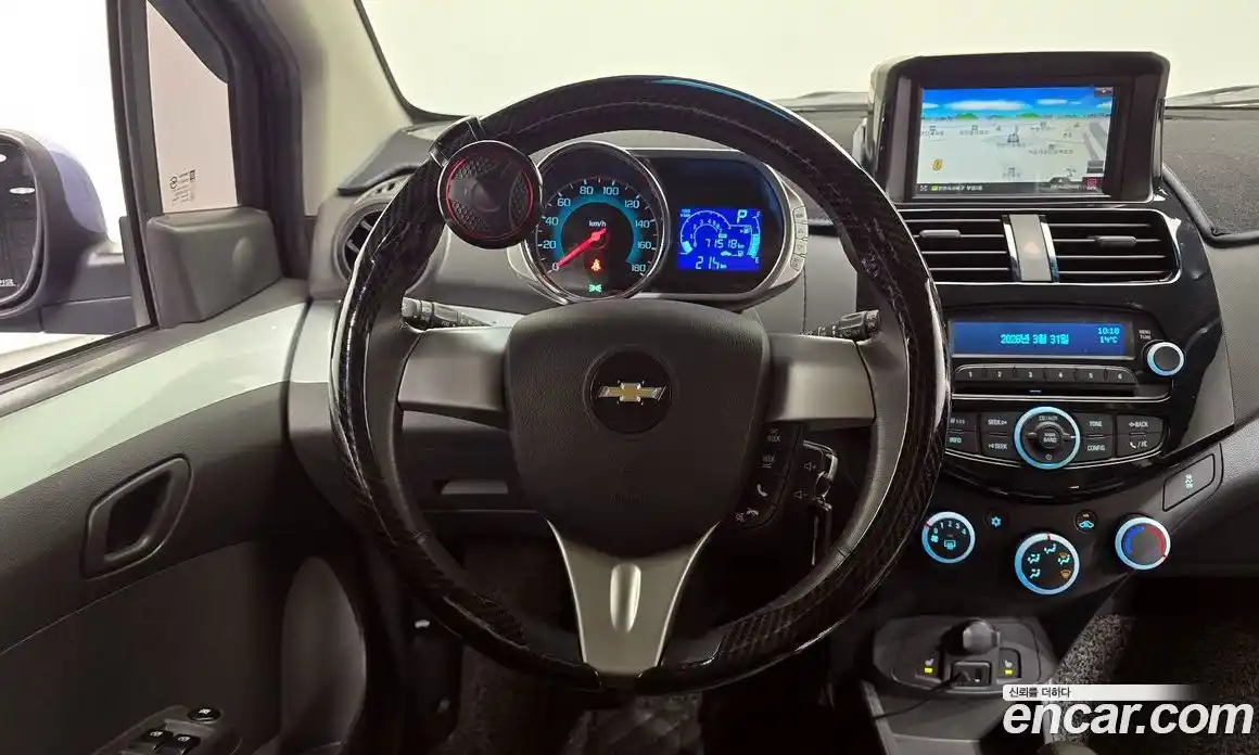 Chevrolet Spark 2015 1.0 гидро в Москве № 1235328, фото 14