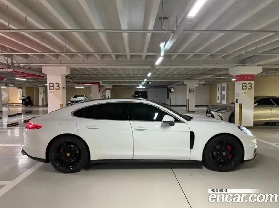 Porsche Panamera 2018 3.0 гидро в Москве № 1280765, фото 3