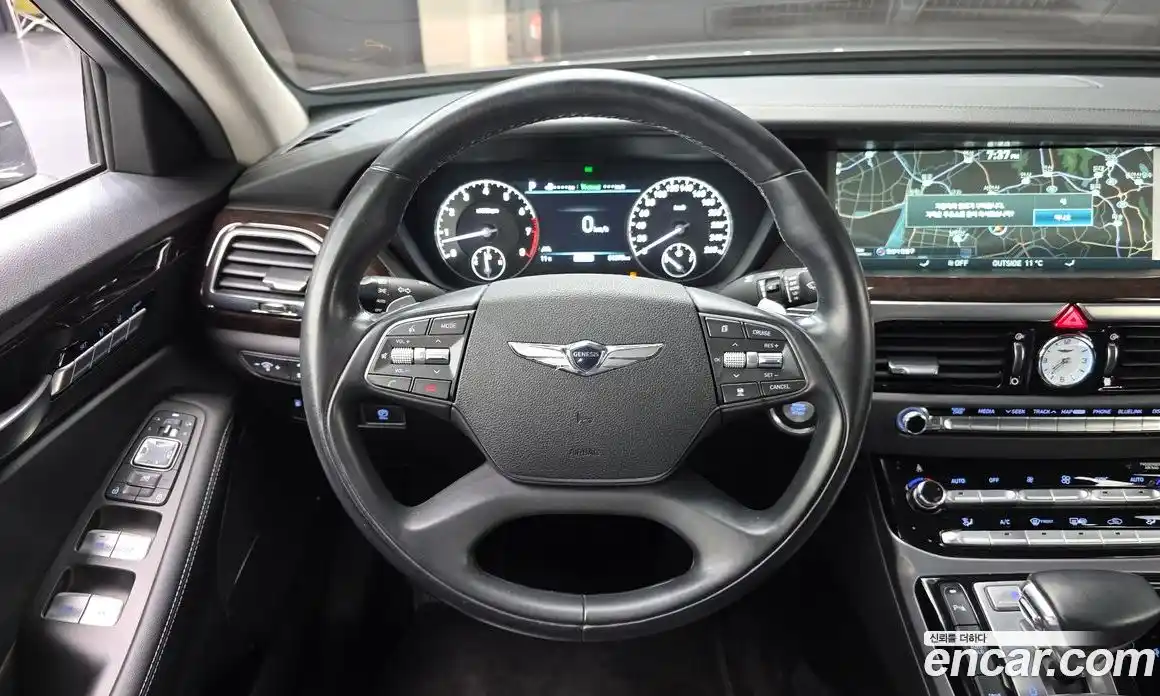 Genesis EQ900 2017 3.8 гидро в Москве № 129427, фото 13