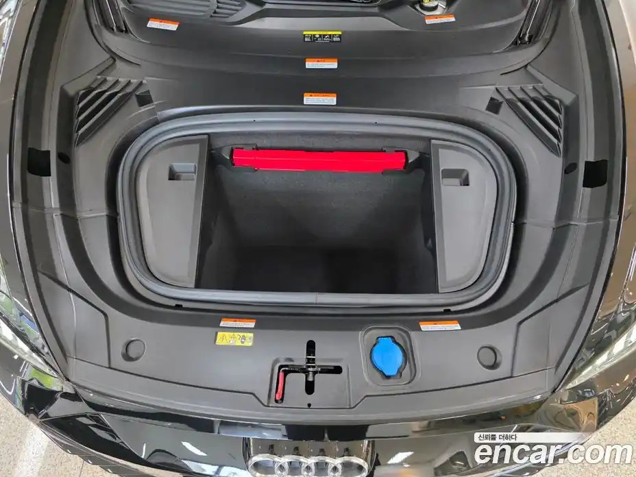 Audi e-tron GT 2023 гидро в Москве № 1404420, фото 6