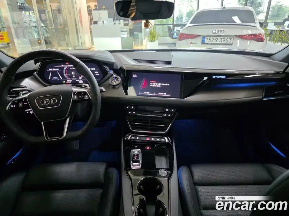 Audi e-tron GT 2023 гидро в Москве № 1404420, фото 7