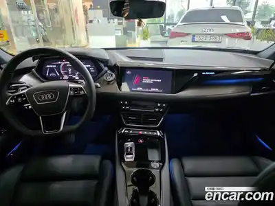 Audi e-tron GT 2023 гидро в Москве № 1404420, миниатюра 7