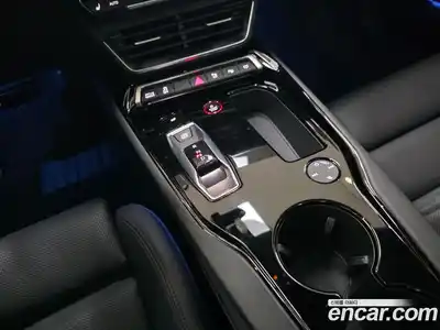 Audi e-tron GT 2023 гидро в Москве № 1404420, миниатюра 9