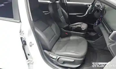 Hyundai Ioniq 2019 1.0 гидро в Москве № 1537390, миниатюра 11