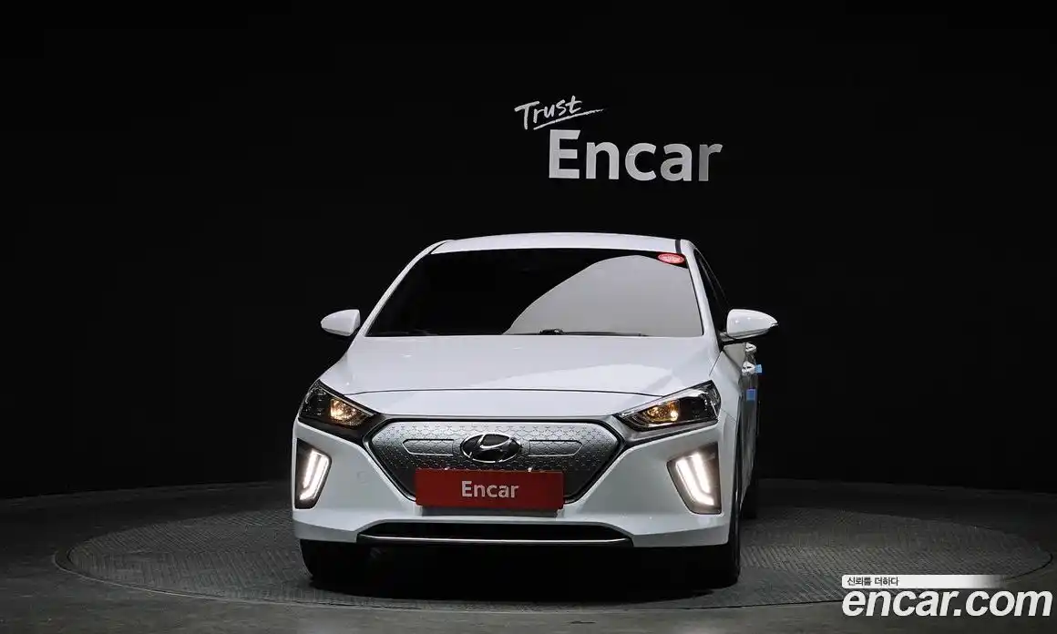 Hyundai Ioniq 2019 1.0 гидро в Москве № 1537390, фото 3