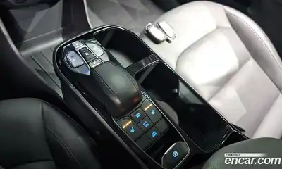 Hyundai Ioniq 2019 1.0 гидро в Москве № 1537390, миниатюра 9