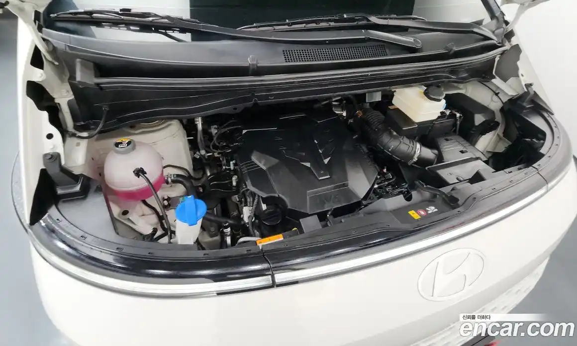 Hyundai Staria 2024 3.5 гидро в Москве № 1537415, фото 6