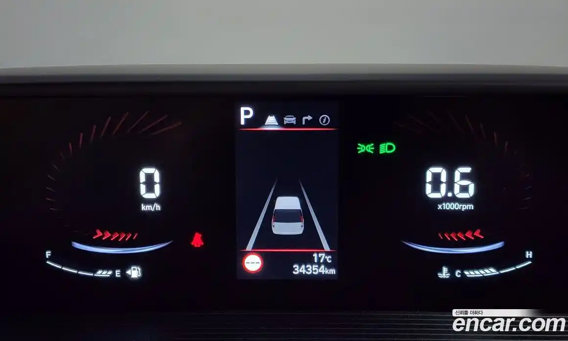 Hyundai Staria 2024 3.5 гидро в Москве № 1537415, фото 8