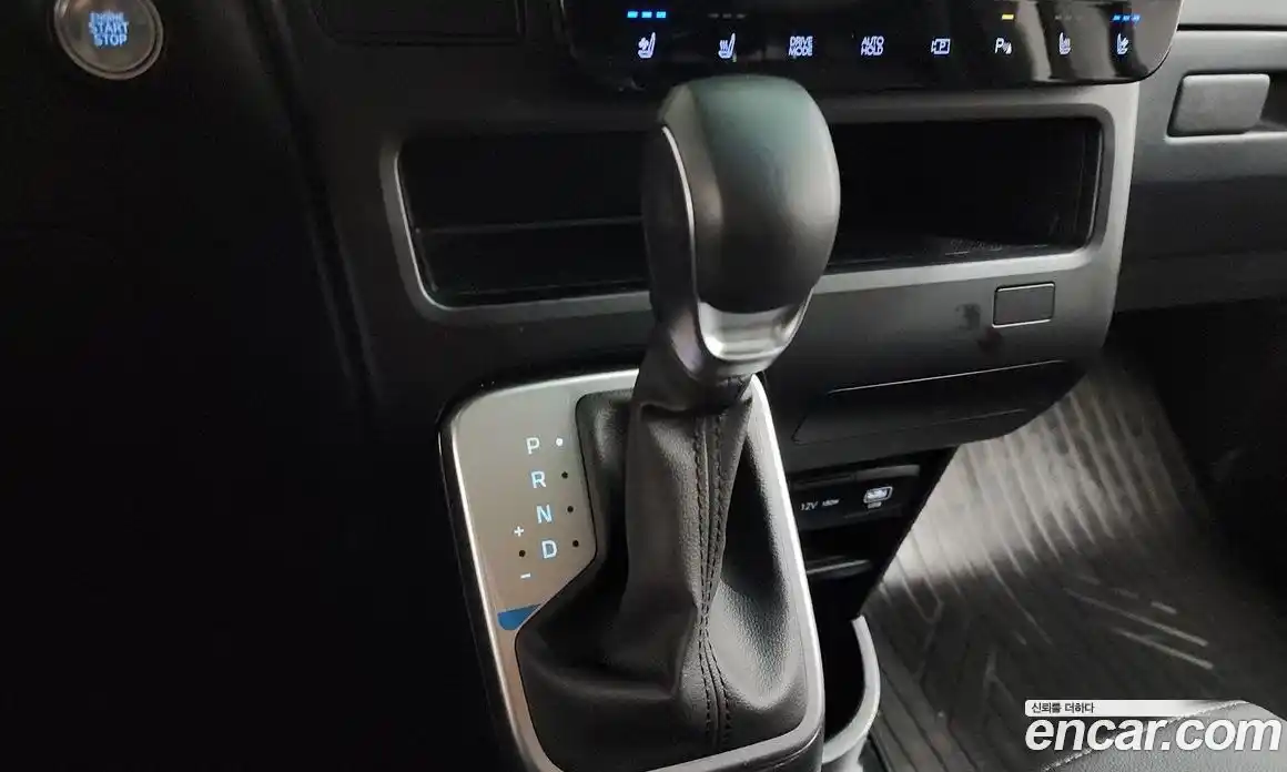 Hyundai Staria 2024 3.5 гидро в Москве № 1537415, фото 9