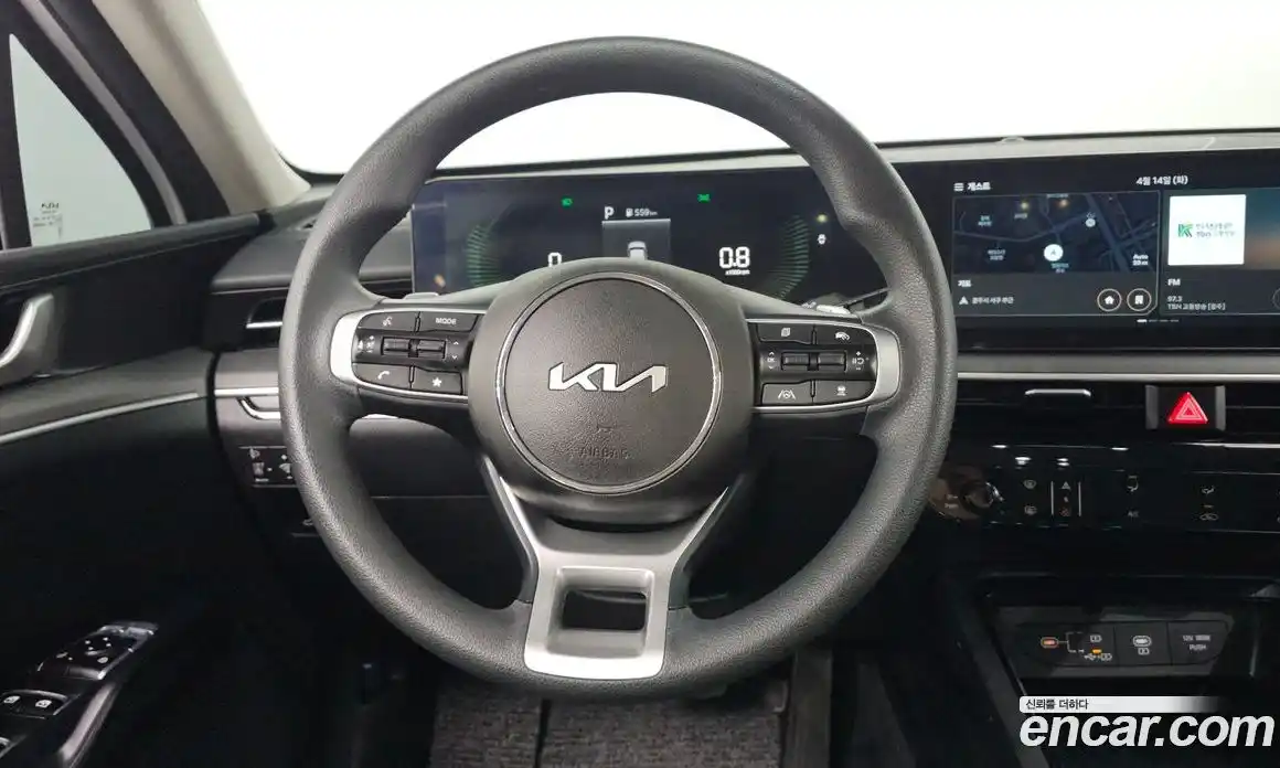 Kia K5 2024 2.0 гидро в Москве № 1538562, фото 11