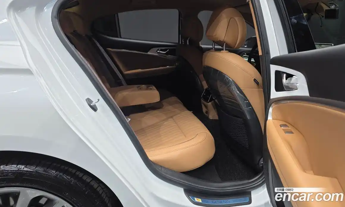 Genesis G70 2025 2.5 гидро в Москве № 1538866, фото 12