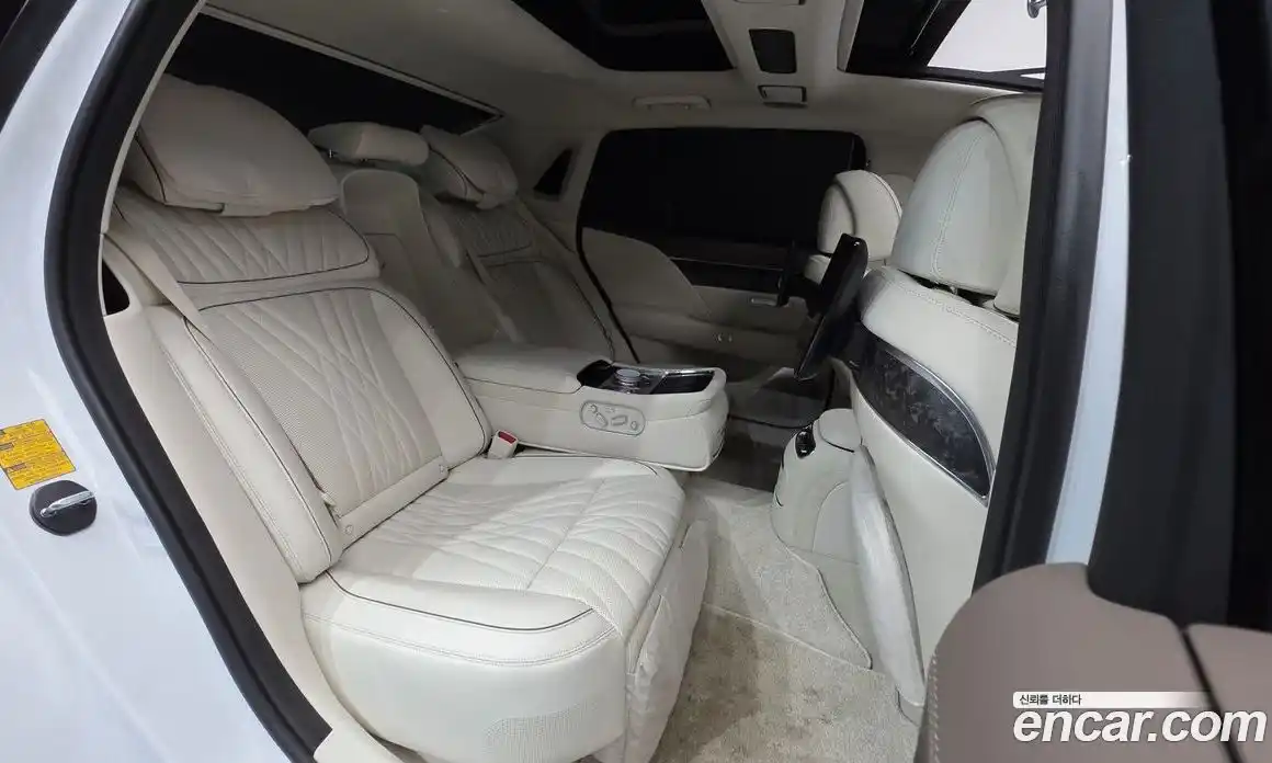 Genesis G90 2023 3.5 гидро в Москве № 1539102, фото 17