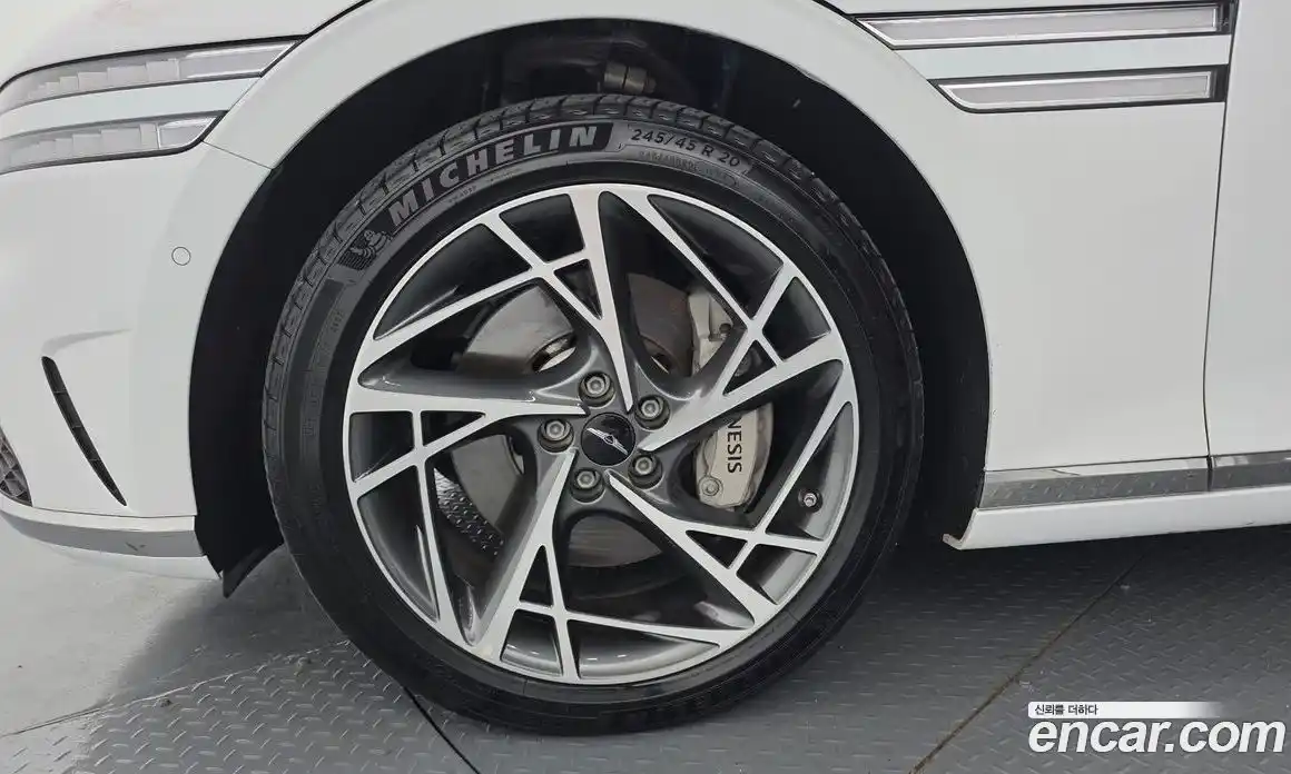 Genesis G90 2023 3.5 гидро в Москве № 1539102, фото 5