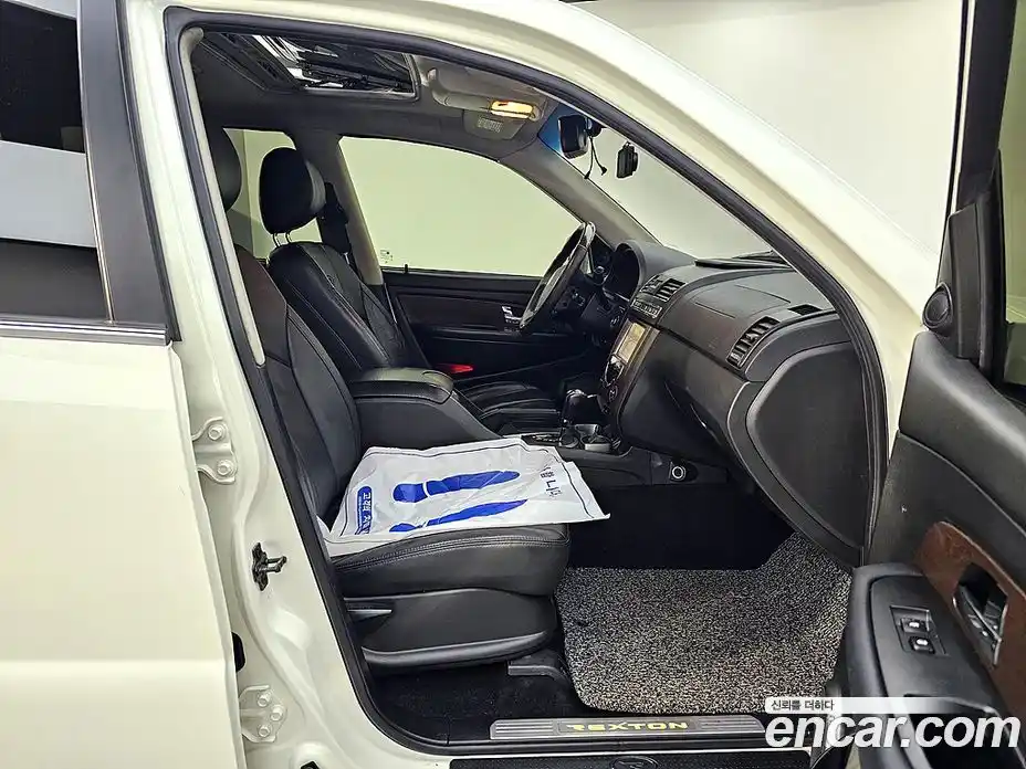 SsangYong Rexton 2013 2.0 гидро в Москве № 1540387, фото 11